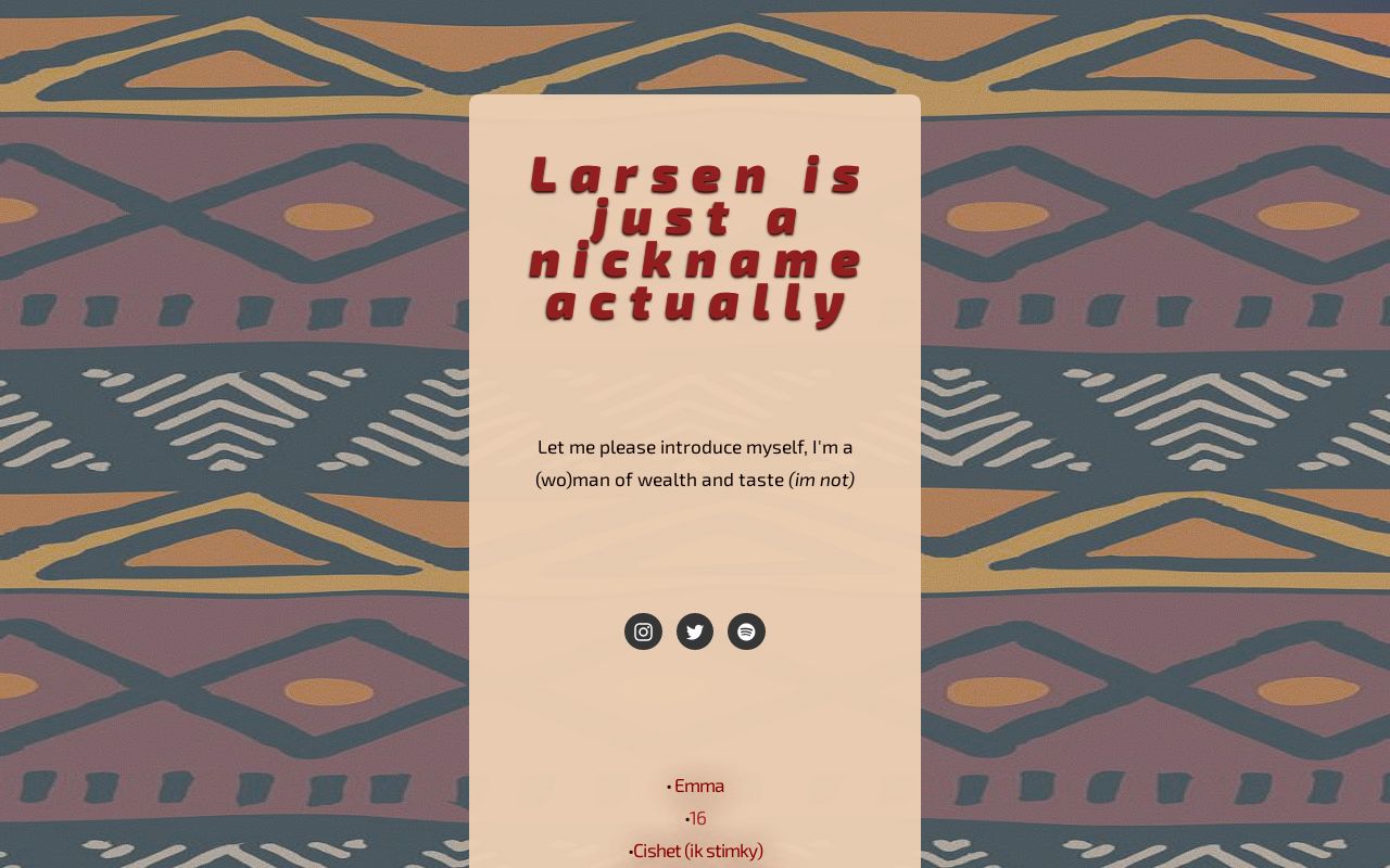Carrd profile picture for @larsen